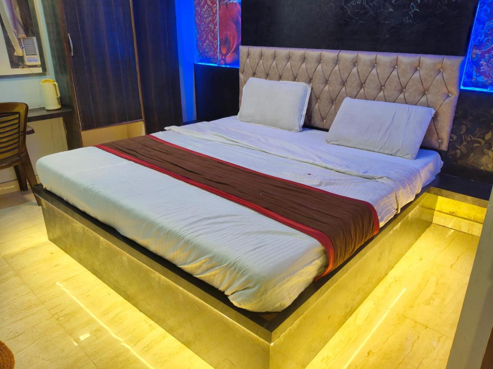 Hotel Park Avenue 러크나우 외부 사진